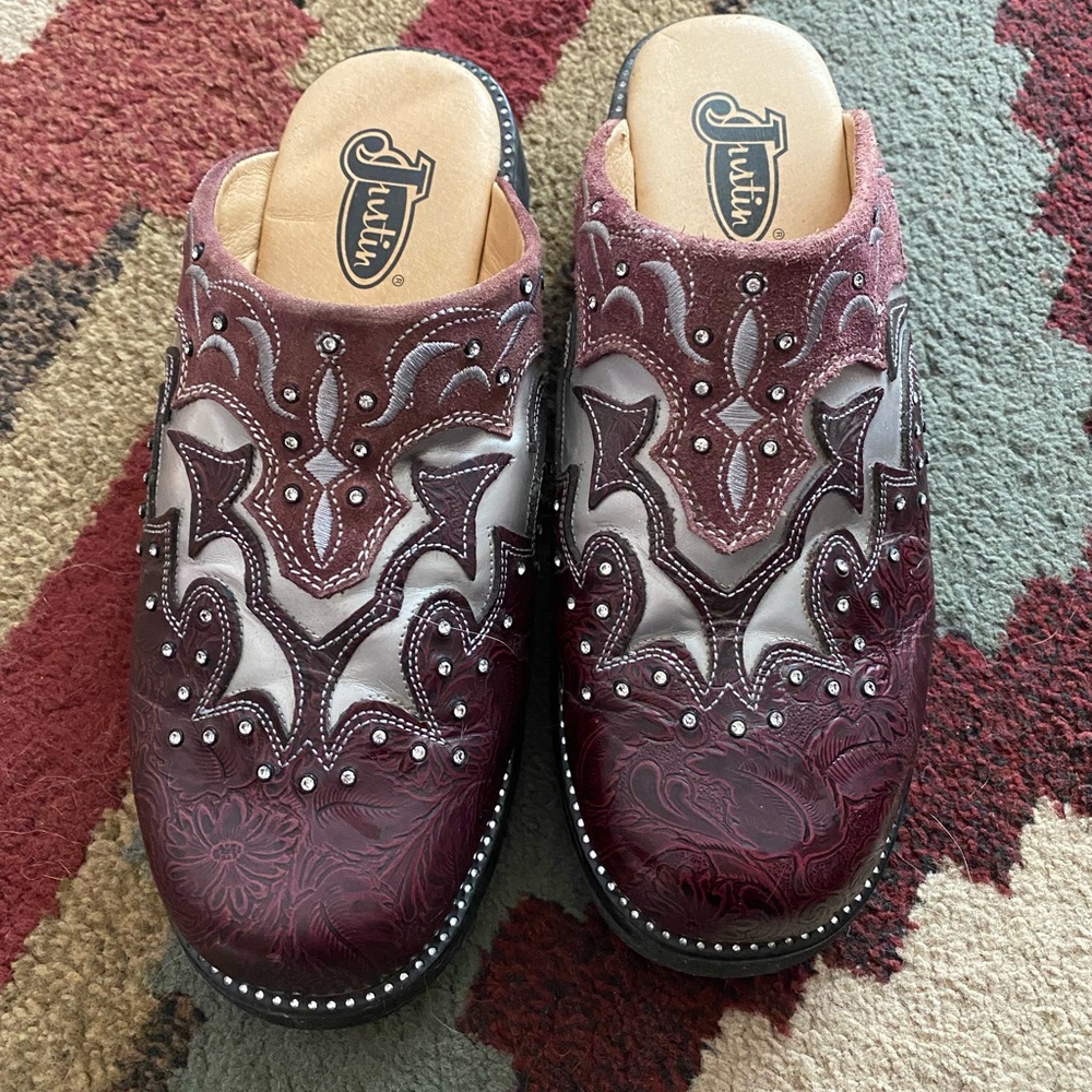 Justin Slip ons